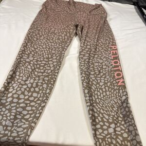 ✨EUC! Peloton WITH Legging Womens Large Nala Cheetah Leopard Riverstone Pink